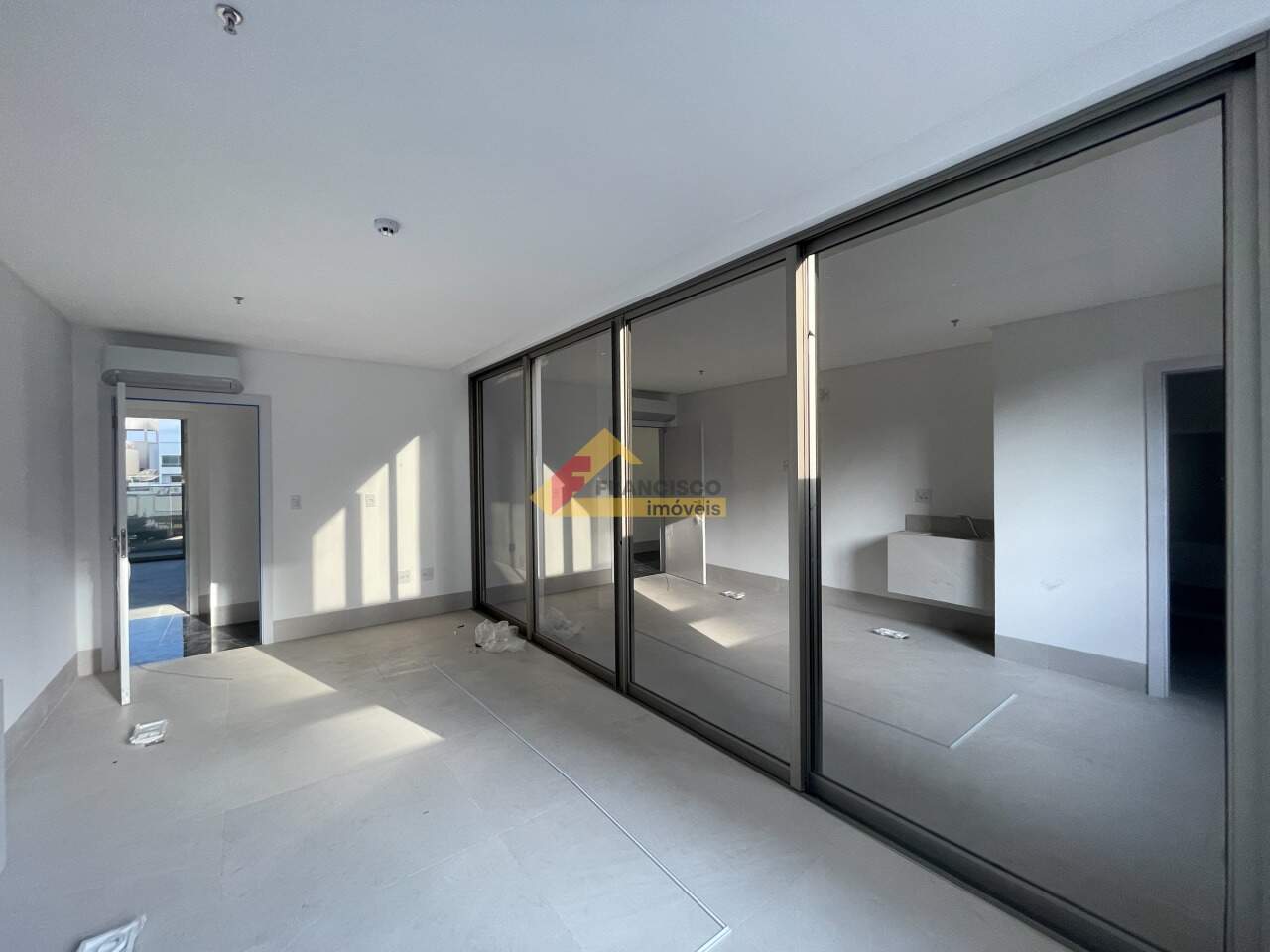 Sala para aluguel no Centro: