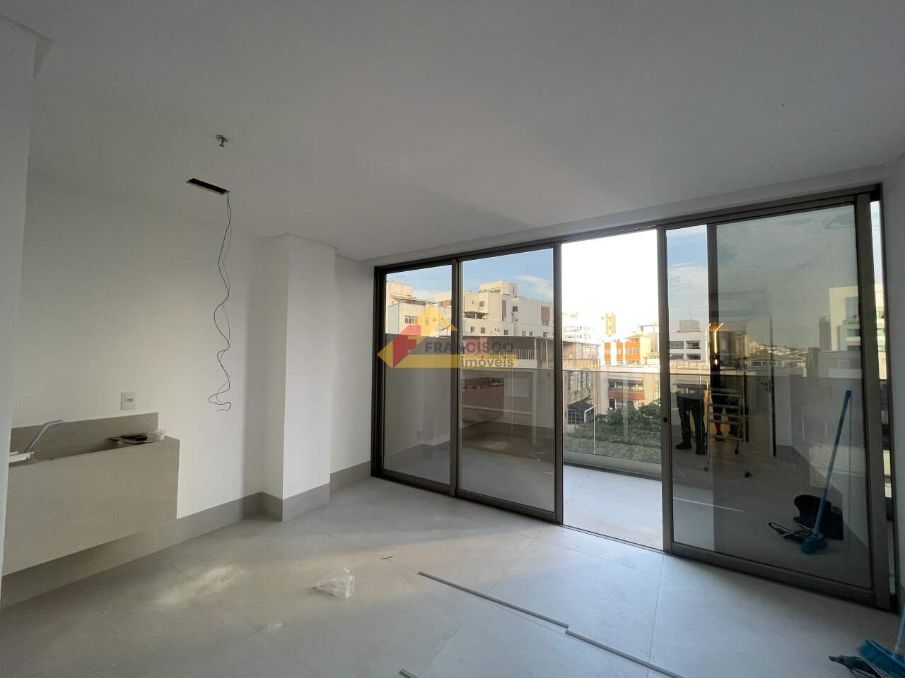 Sala para aluguel no Centro: