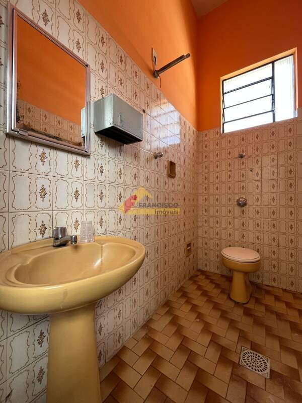 Loja para aluguel no Planalto: