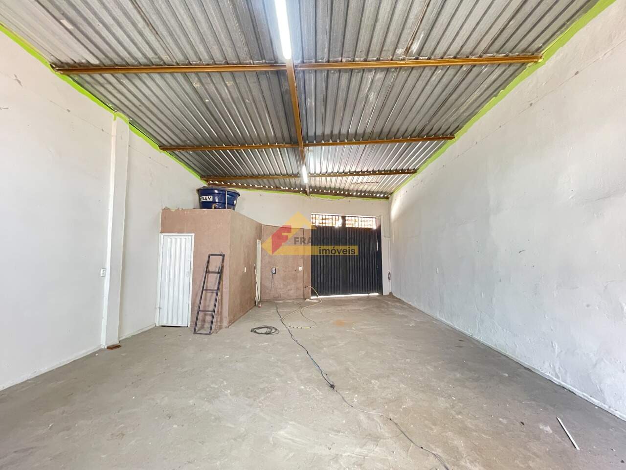 Loja para aluguel no Juza Fonseca: