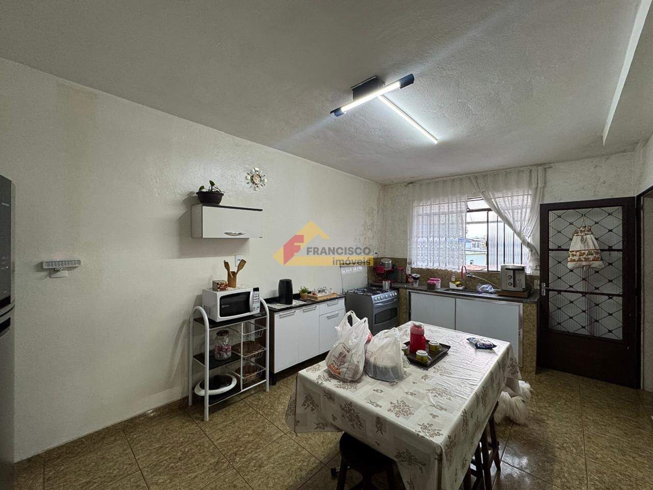 Casa para aluguel no Santa Tereza: