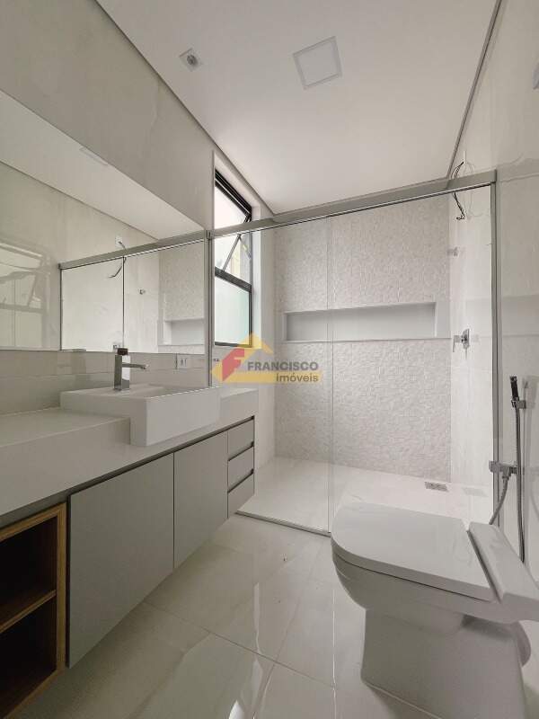Apartamento para aluguel no Liberdade:
