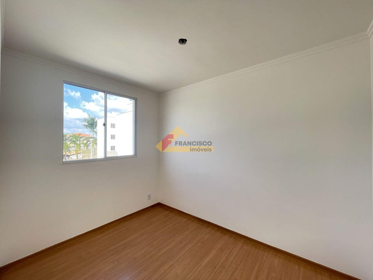 Apartamento para aluguel no Realengo: