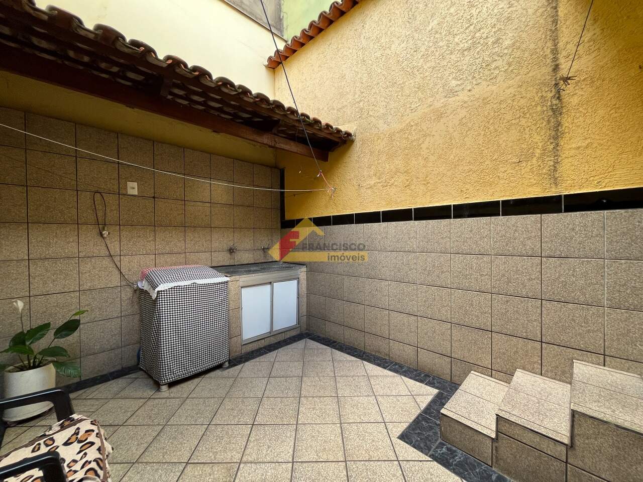 Casa Comercial para aluguel no Centro: