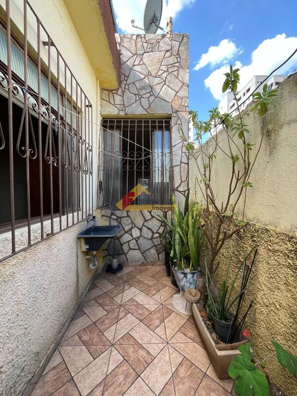 Casa Comercial para aluguel no Centro: