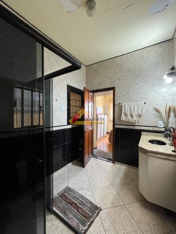 Casa Comercial para aluguel no Centro: