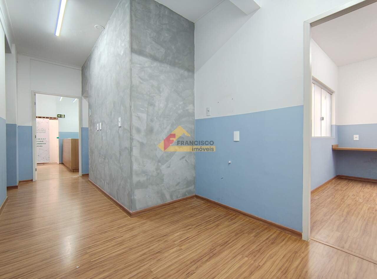 Casa Comercial para aluguel no Centro: