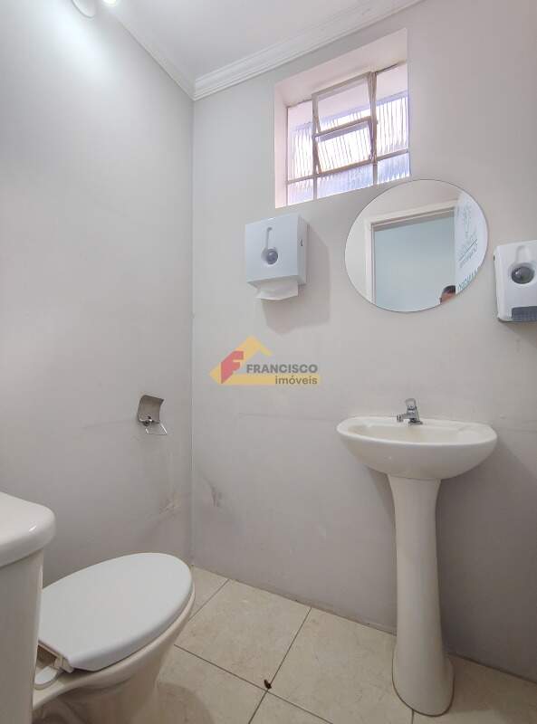 Casa Comercial para aluguel no Centro: