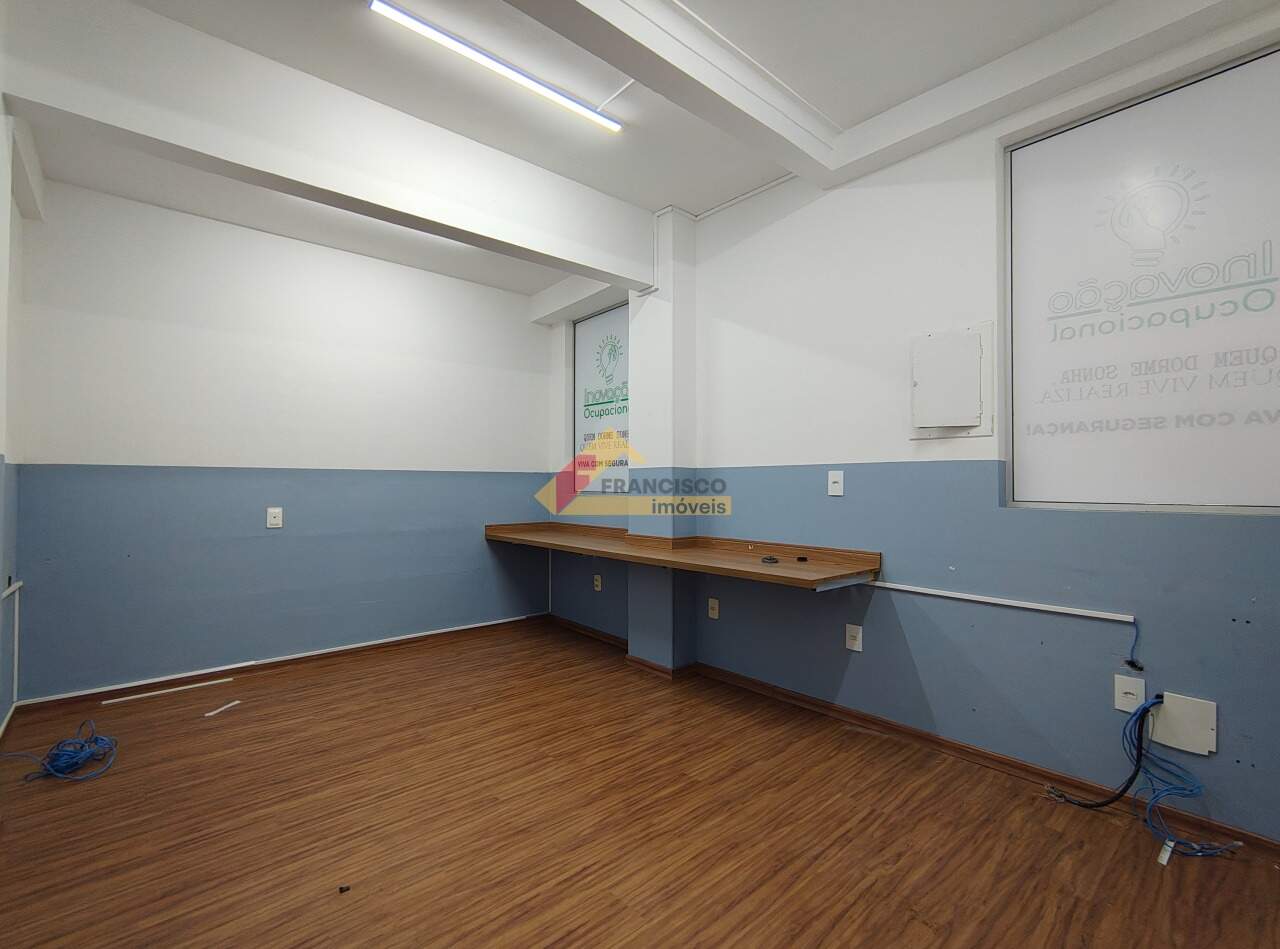 Casa Comercial para aluguel no Centro: