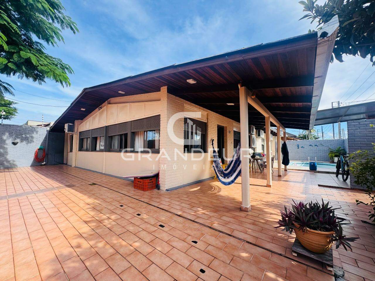Casa à venda no Centro: 