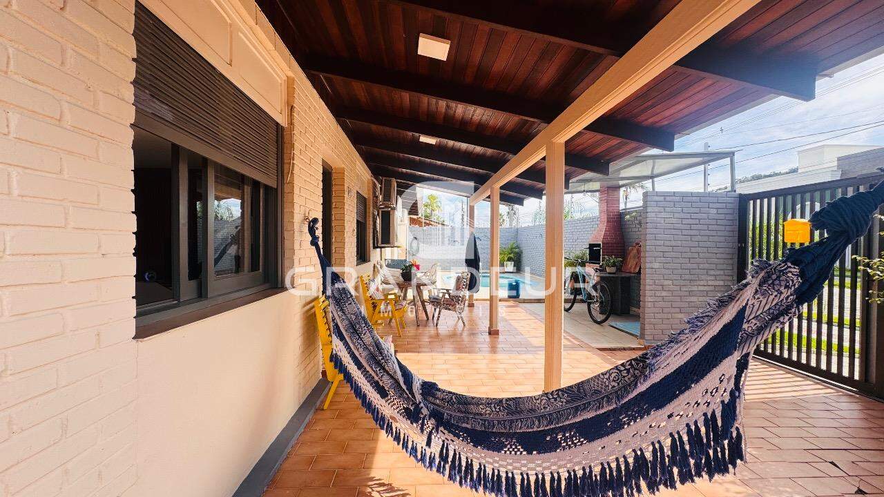 Casa à venda no Centro: 