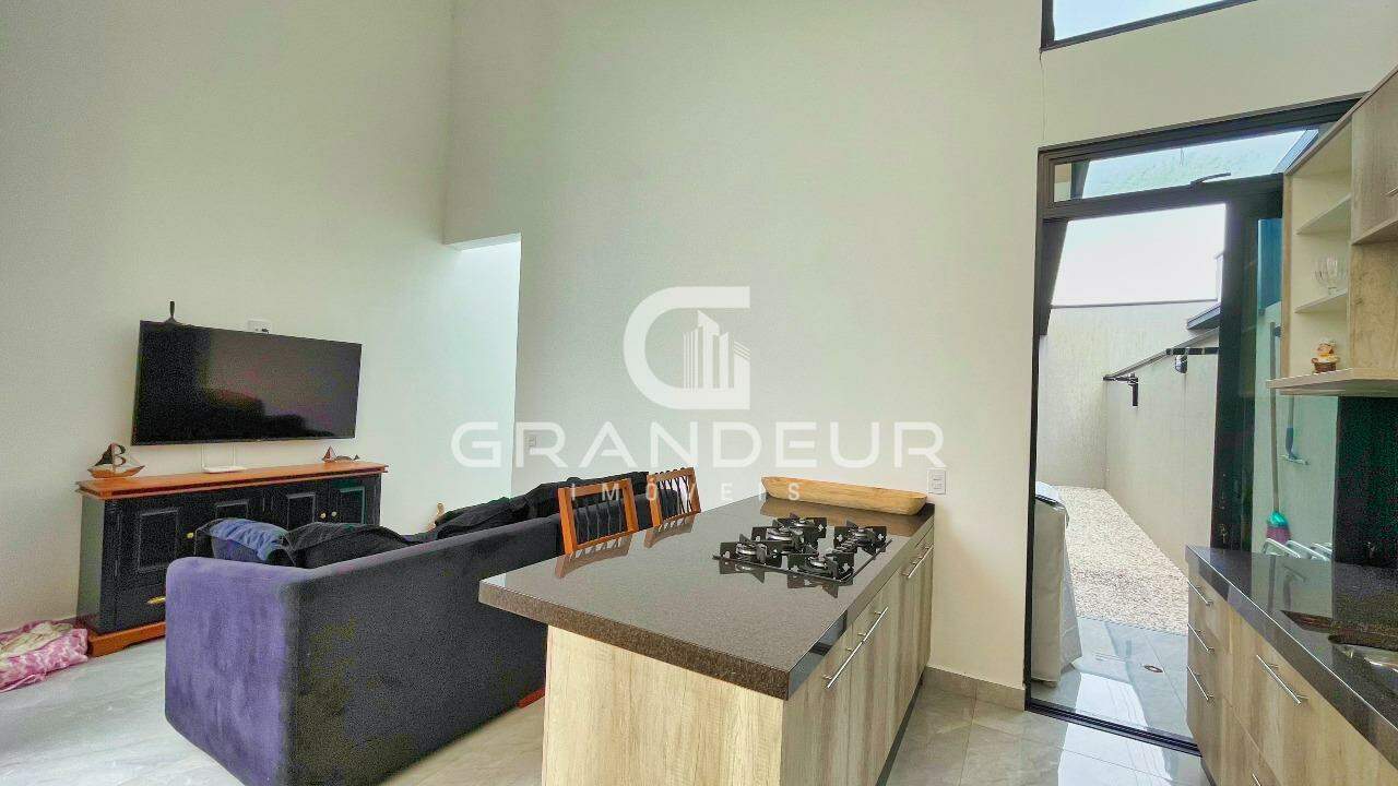 Casa à venda no Balneário Eliana: 