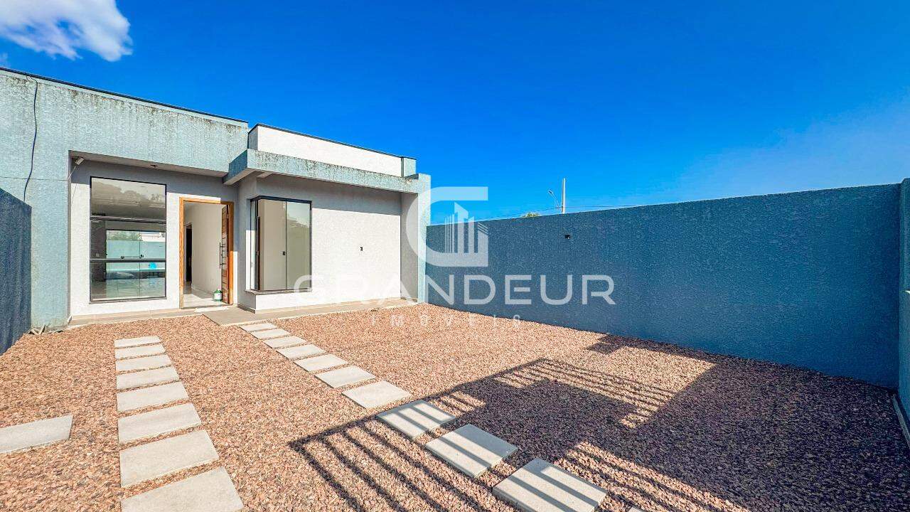 Casa à venda no Balneário Eliana: 