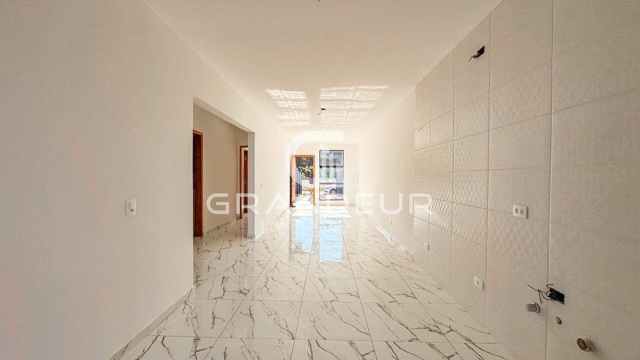 Casa à venda no Balneário Eliana: 