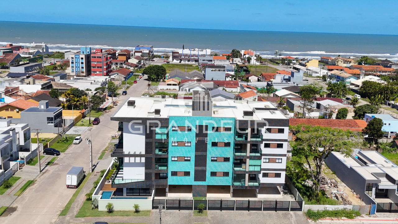 Apartamento à venda no Balneário Eliana: 