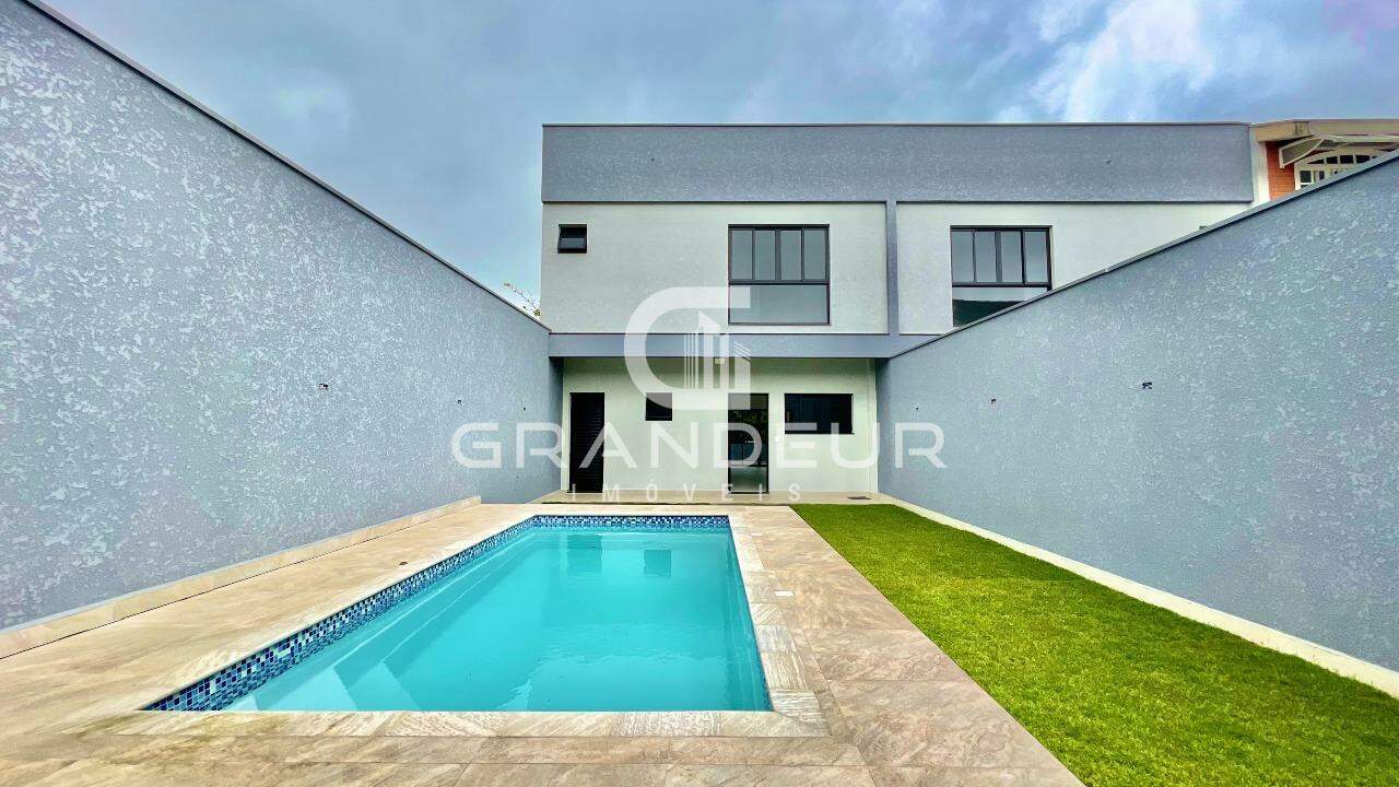 Sobrado à venda no Brejatuba: 