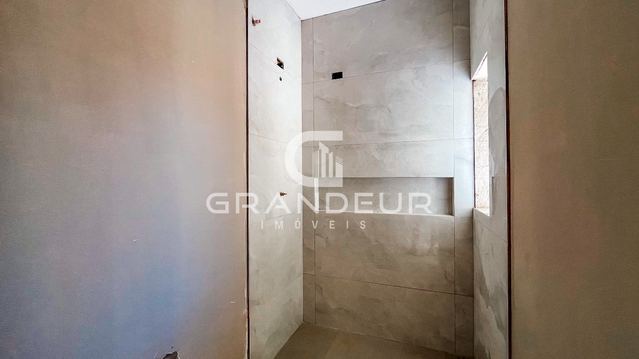 Casa à venda no Balneário Eliana: 