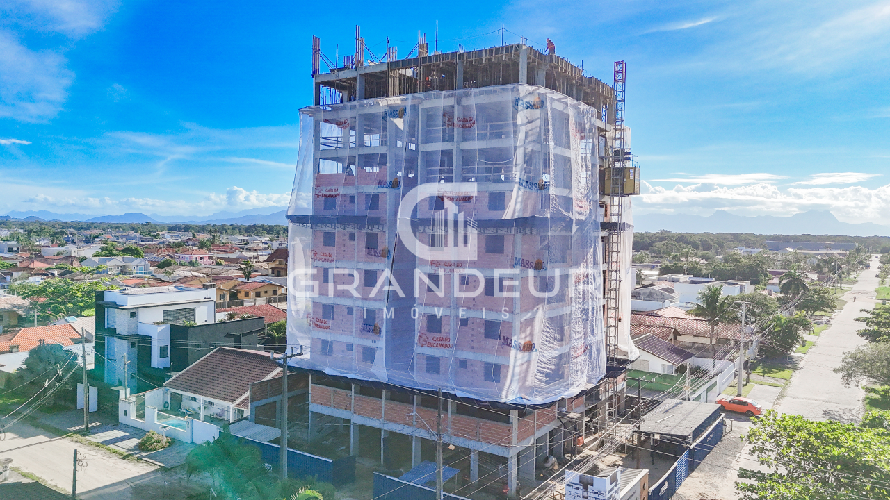 Apartamento à venda no Balneário Eliana: 
