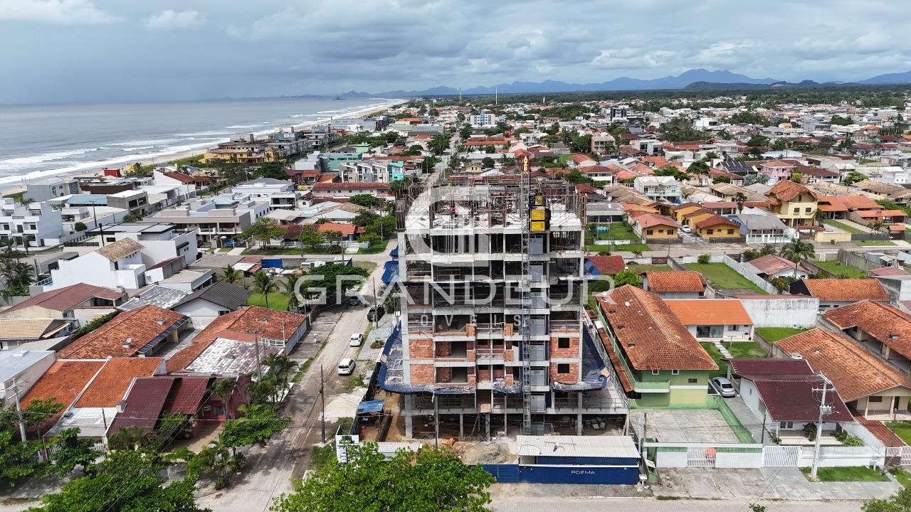 Apartamento à venda no Balneário Eliana: 