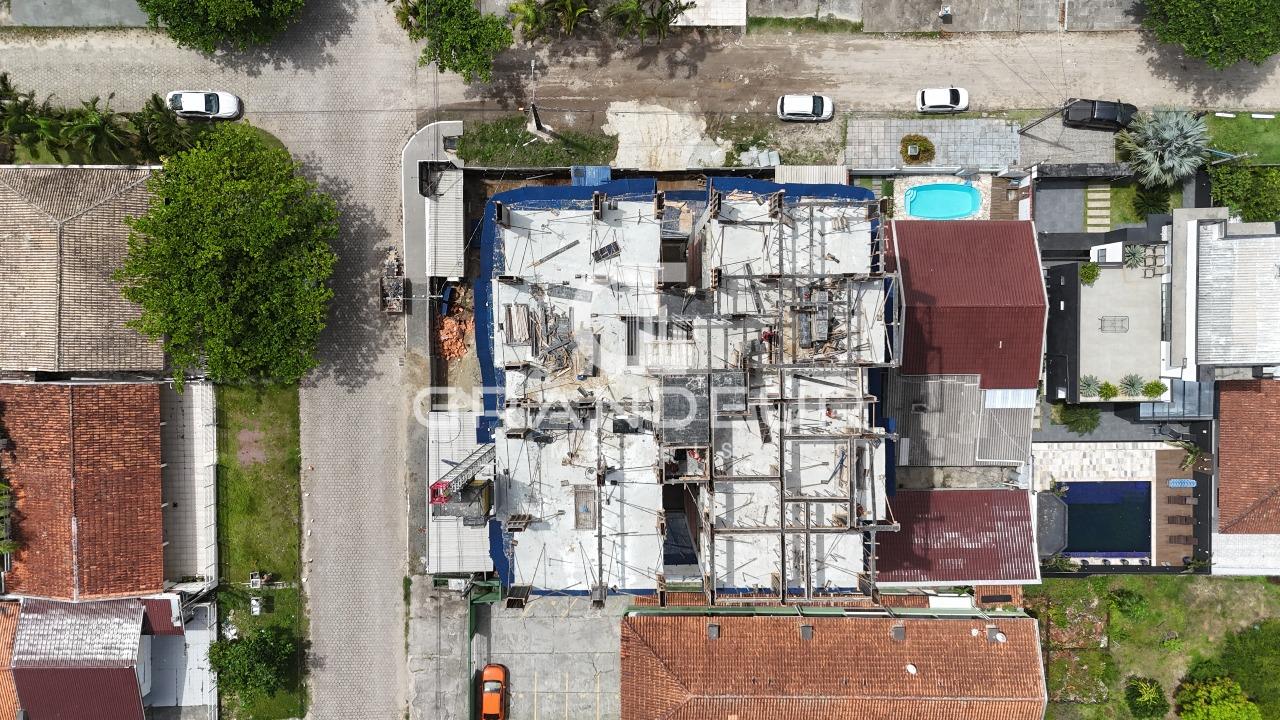 Apartamento à venda no Balneário Eliana: 