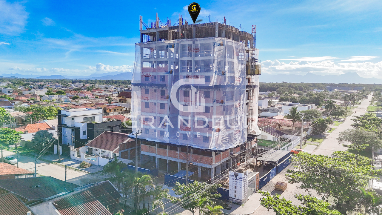 Apartamento à venda no Balneário Eliana: 