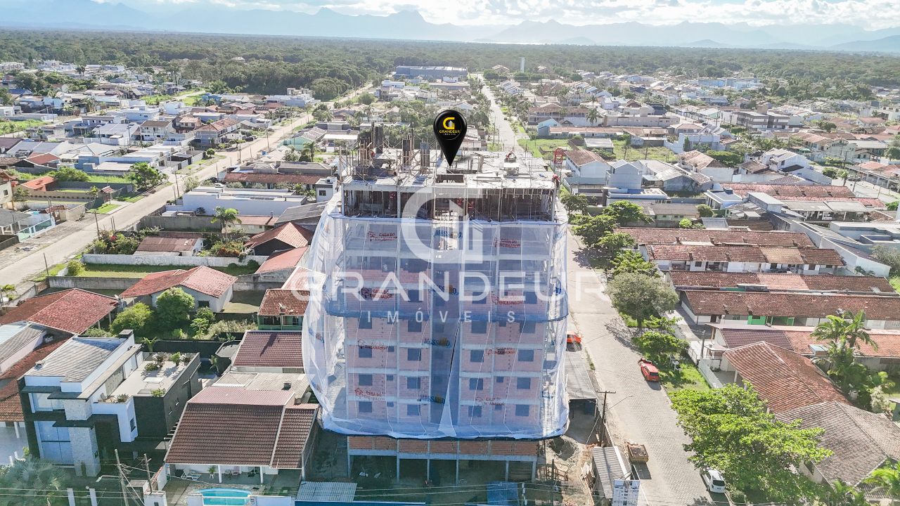 Apartamento à venda no Balneário Eliana: 