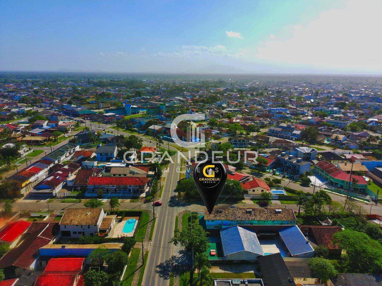 Sobrado à venda no Centro: 