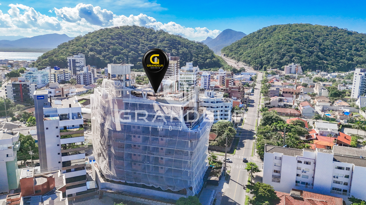 Lançamento à venda no Centro: 