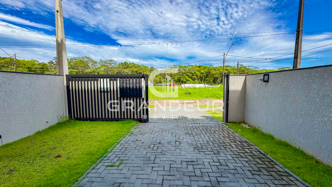 Sobrado à venda no Brejatuba: 