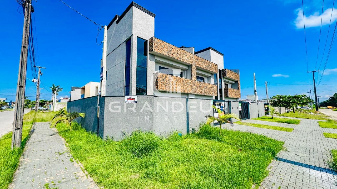 Sobrado à venda no Brejatuba: 