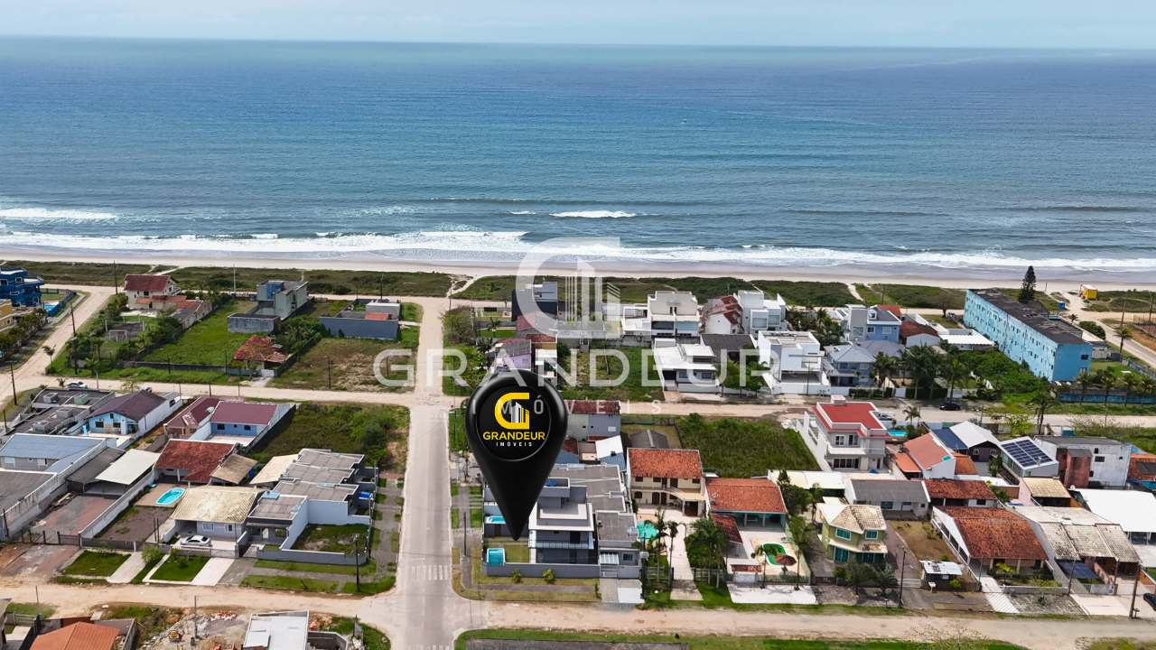 Sobrado à venda no Balneario Coroados: 