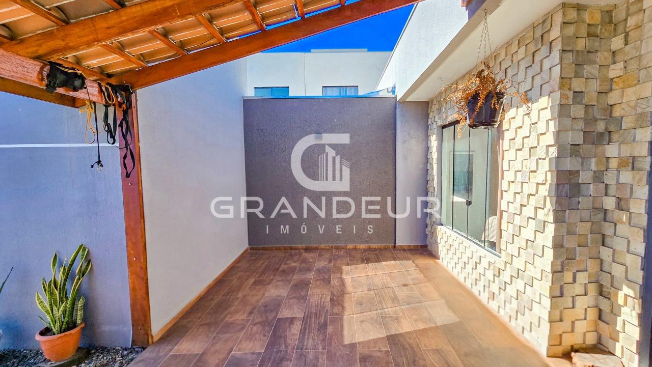 Casa à venda no Balneário Eliana: 