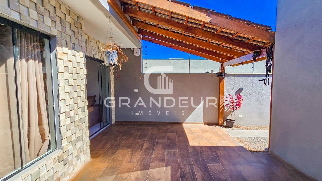 Casa à venda no Balneário Eliana: 