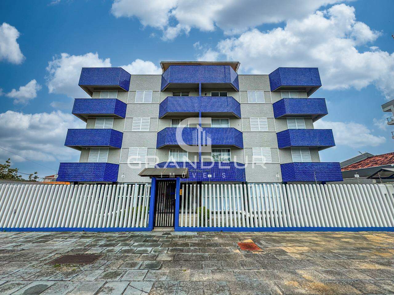 Apartamento à venda no Brejatuba: 