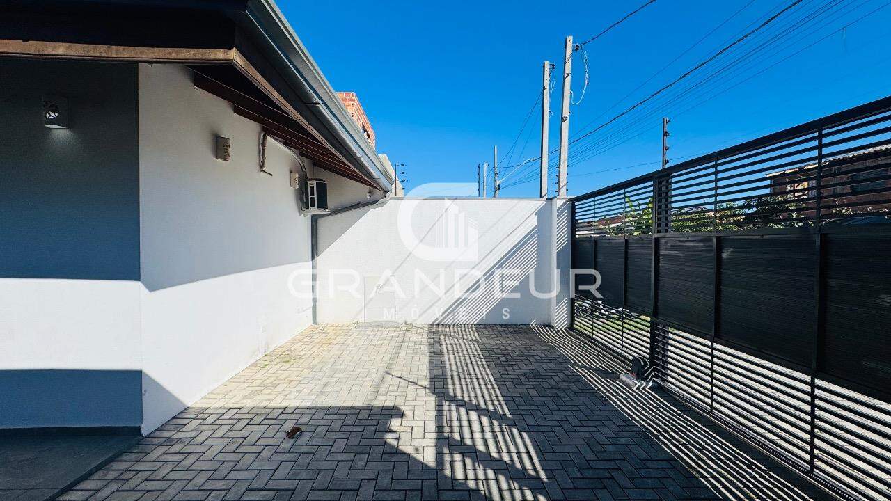 Casa à venda no Cohapar: 