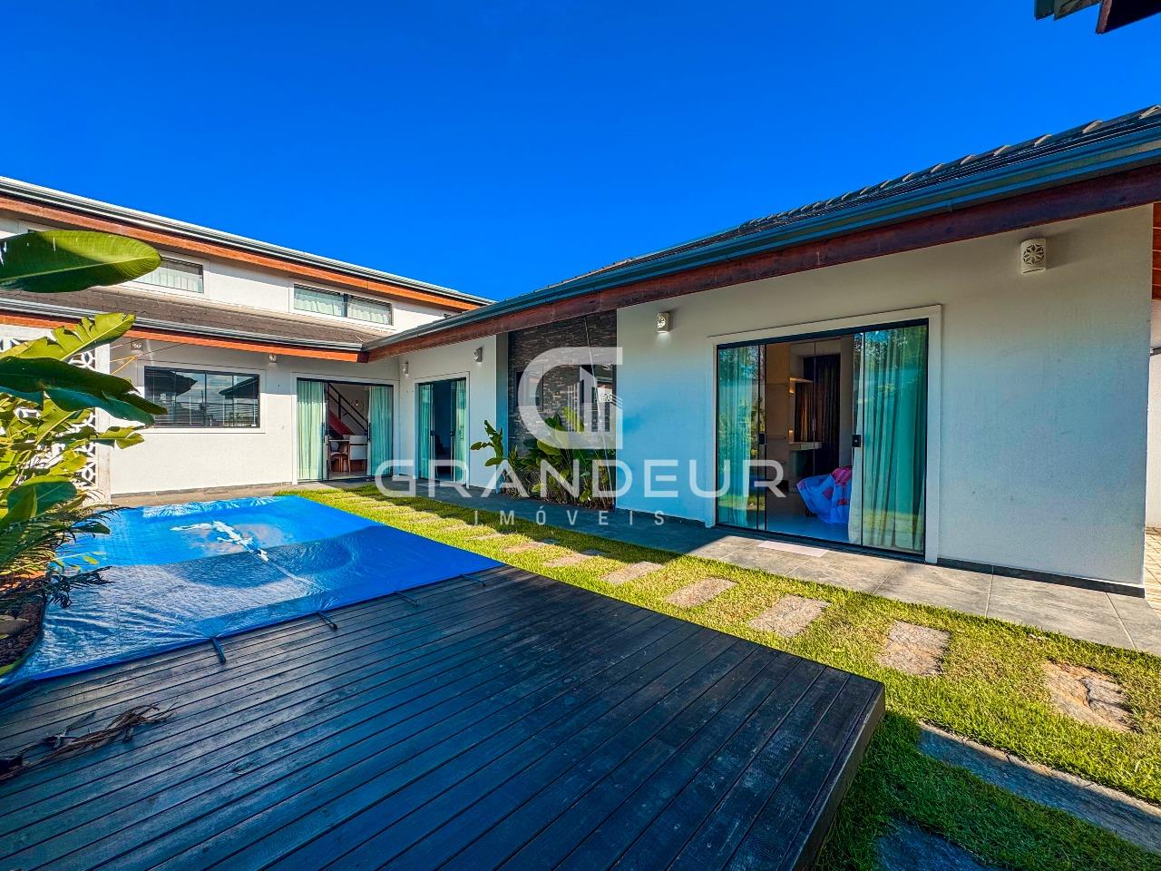 Casa à venda no Cohapar: 