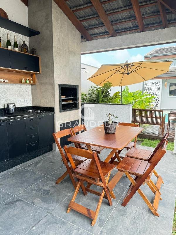 Casa à venda no Cohapar: 