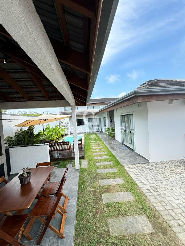 Casa à venda no Cohapar: 