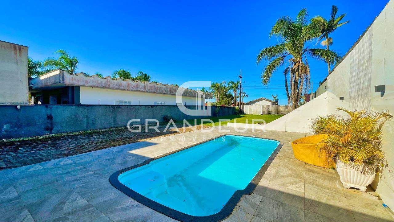 Casa à venda no Balneario Nereidas: 