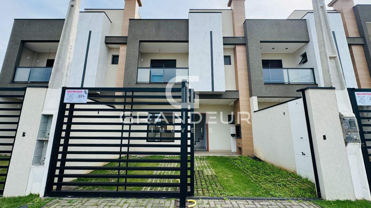 Sobrado à venda no Cohapar: 