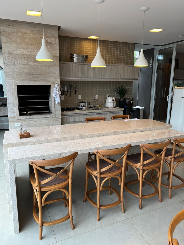 Casa à venda no Ecoville: 