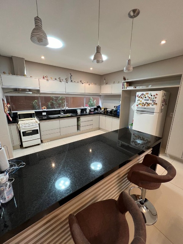 Casa à venda no Ecoville: 