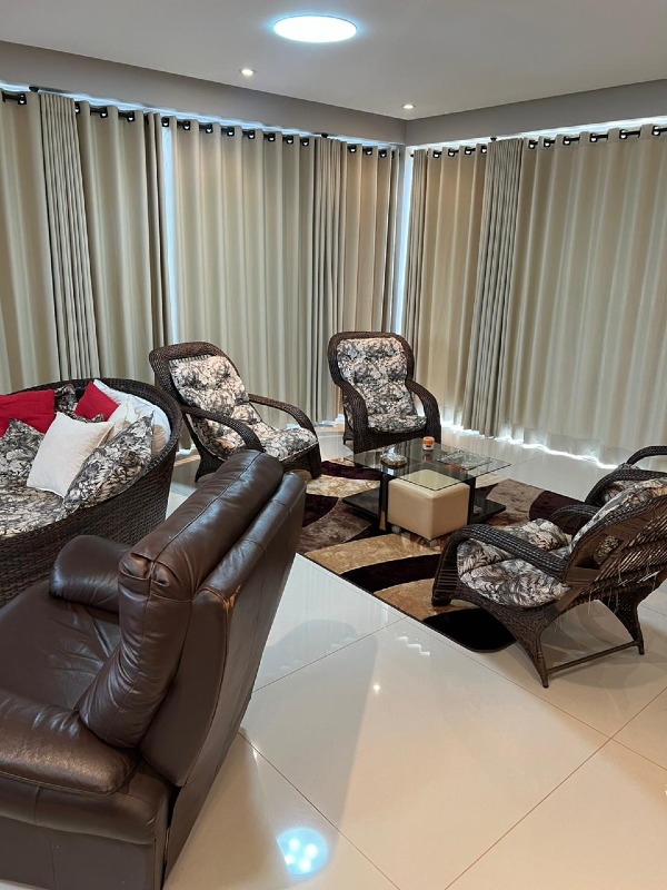 Casa à venda no Ecoville: 