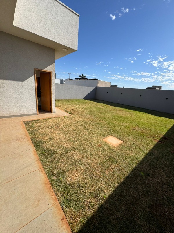 Casa à venda no Conjunto Residencial Monte Carlo: 