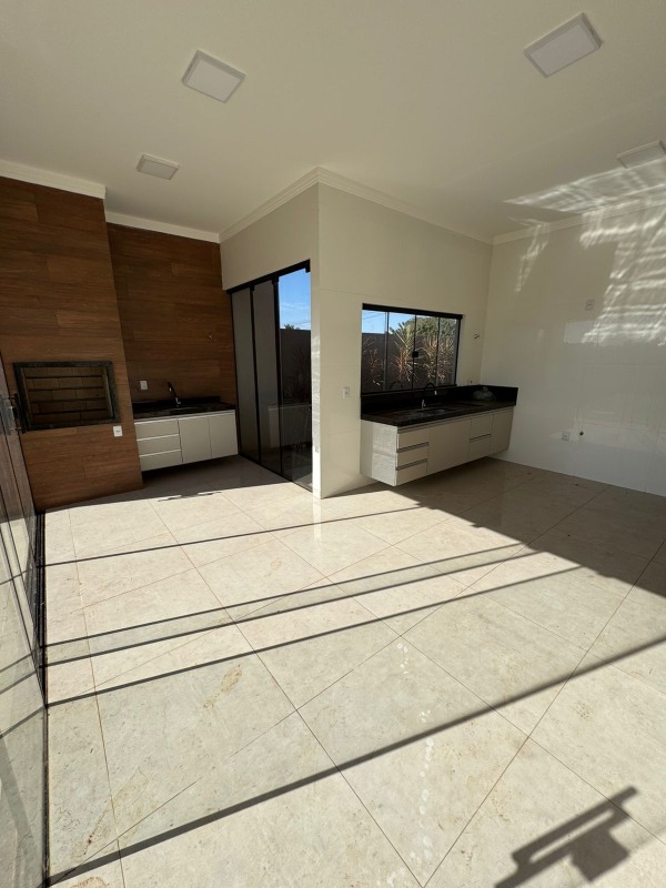 Casa à venda no Conjunto Residencial Monte Carlo: 