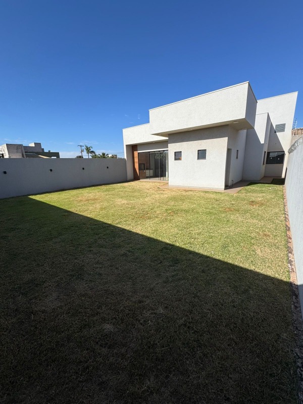 Casa à venda no Conjunto Residencial Monte Carlo: 