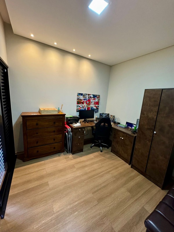 Casa à venda no Parque Alvorada: 