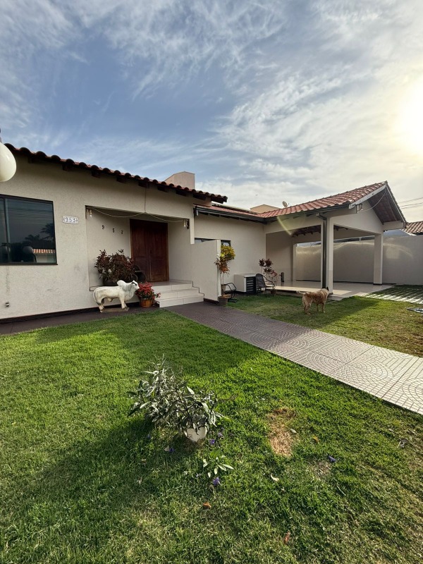 Casa à venda no Parque Alvorada: 