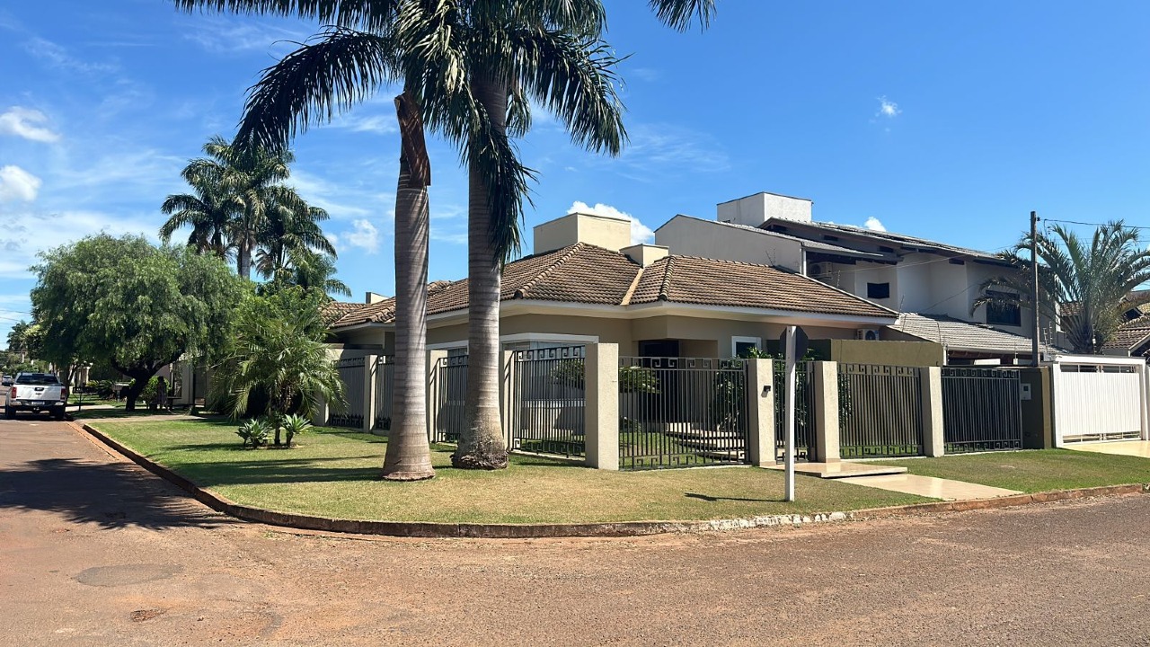 Casa à venda no Jardim Mônaco: 