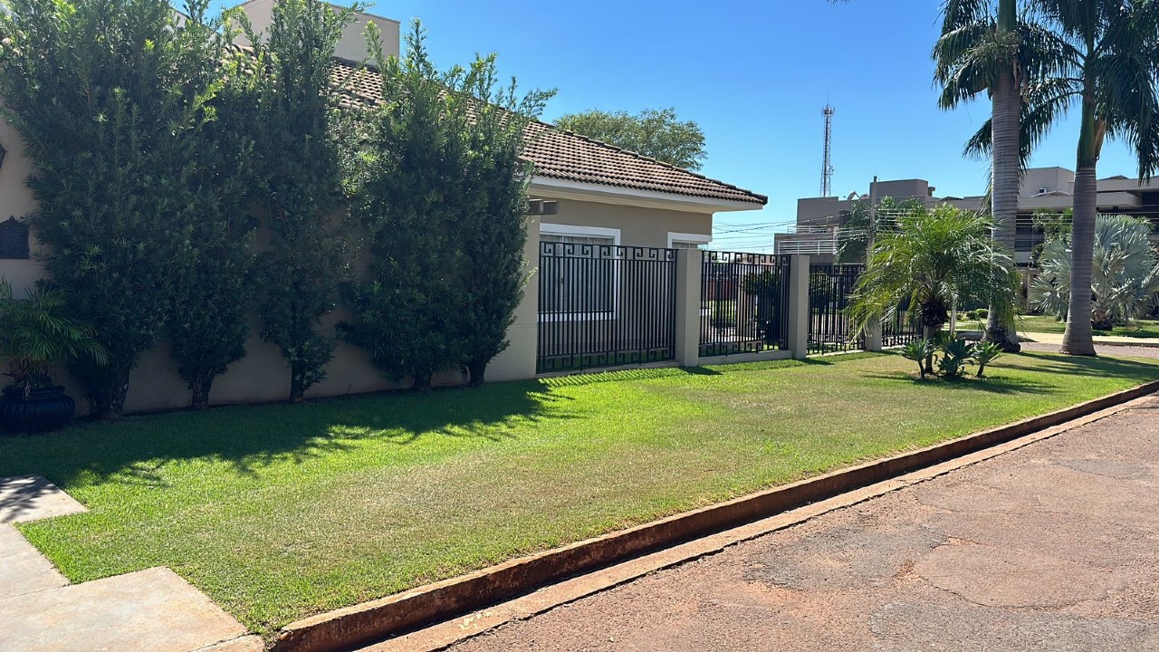 Casa à venda no Jardim Mônaco: 